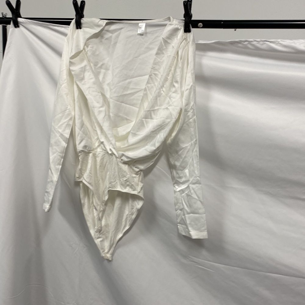 Women’s Long Sleeve Bodysuit Size S Color White Used Once